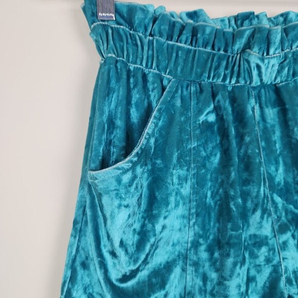 Rowdy Crowd Size S Crushed Velvet Teal Paperbag Stretch Shorts with Pockets - Picture 3 of 5